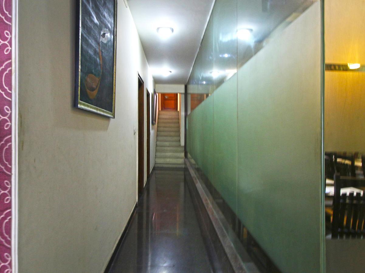 Hotel Oscar - Hauz Khas New Delhi Exterior photo